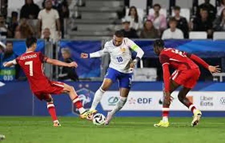 Tìm Hiểu Quy Định Bắt Đầu Và Bắt Đầu Lại Trận Đấu Bóng Đá Theo Luật FIFA